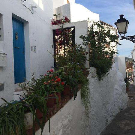 Gasthaus El Corralon Frigiliana Exterior foto